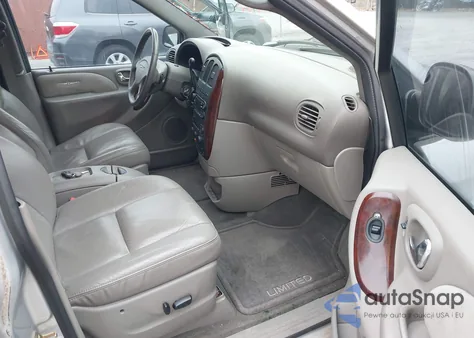 2003 Chrysler Town & Country Limited from USA, damaged, VIN 2C8GP64L53R276023